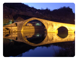 cosa vedere: Ponte del Diavolo e Barga 